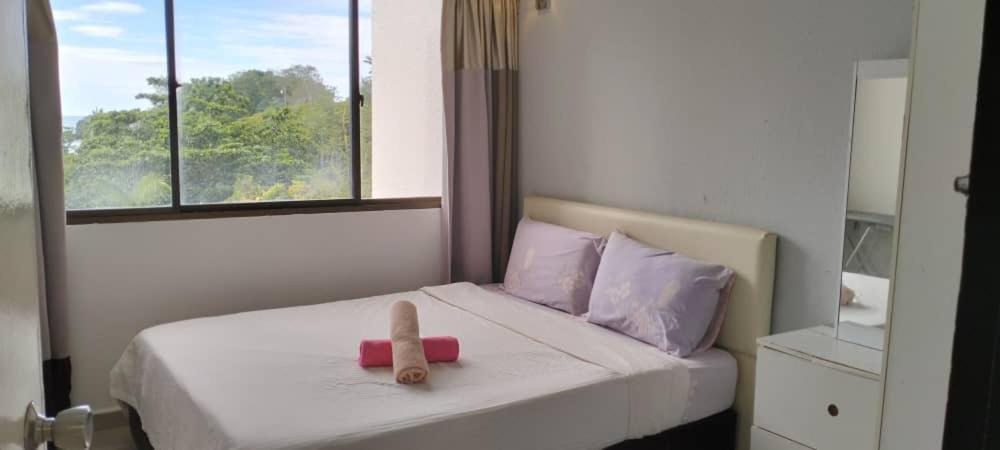 Apartamento Sri Sayang Pearl View Batu Ferringhi Habitación foto
